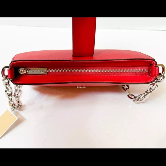 MICHAEL KORS CARMEN SMALL POUCHETTE SHOULDER CHAIN BAG BRIGHT RED - Picture 4 of 9